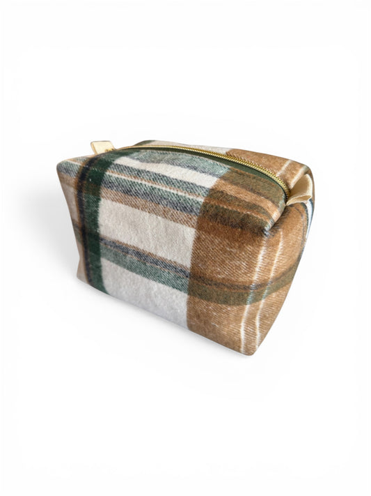 Cozy Cabin Boxy Pouch