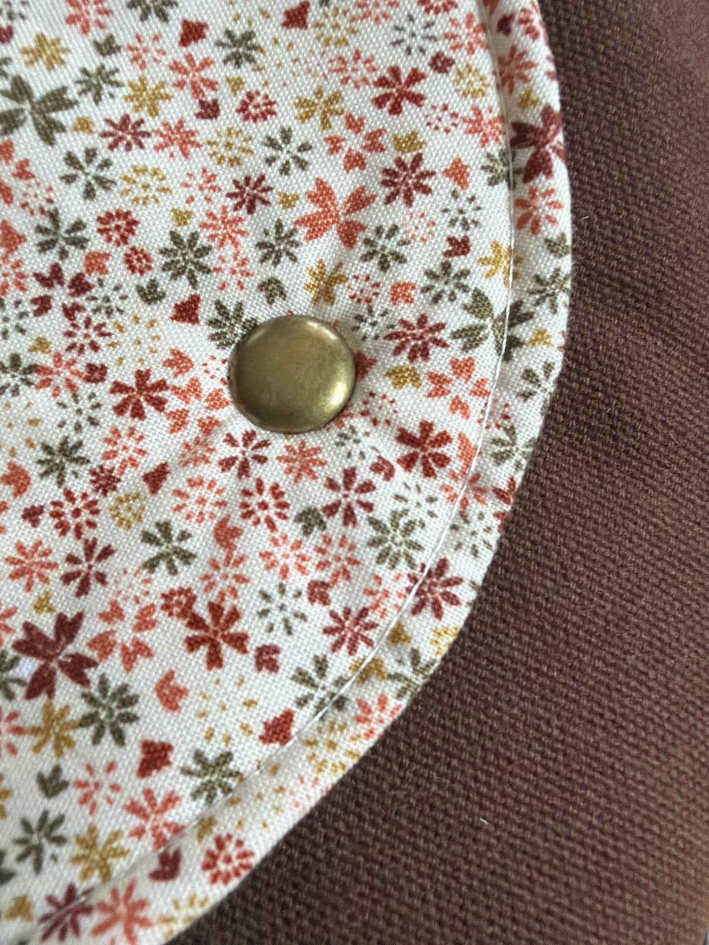 Florence Ditsy Floral Cocoa Clip-on Pouch