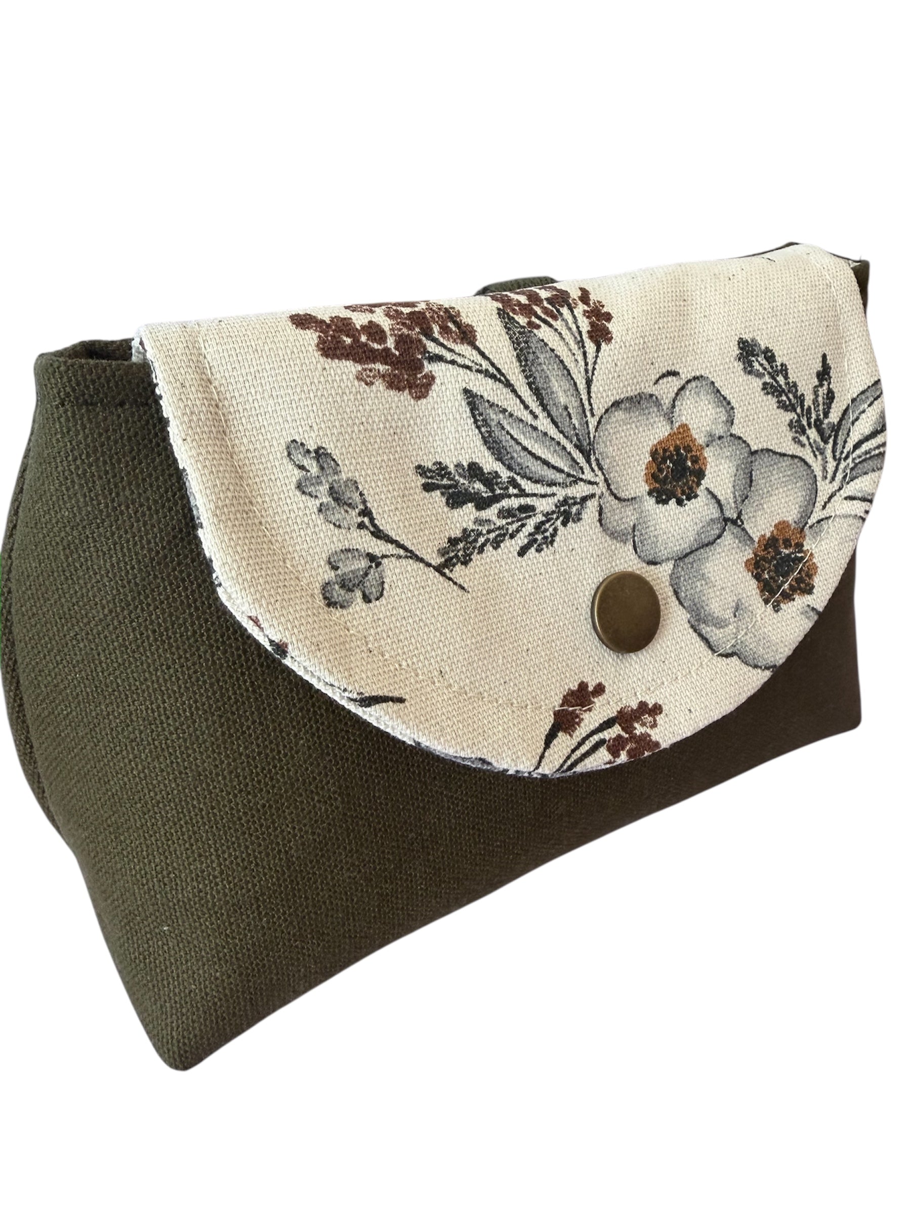 Meadow canvas clip-on pouch with floral flap detail