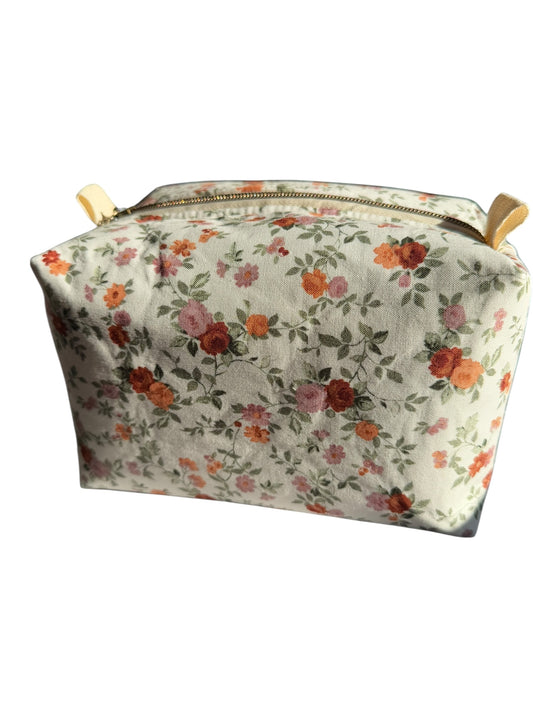 Cottage Garden Boxy Pouch