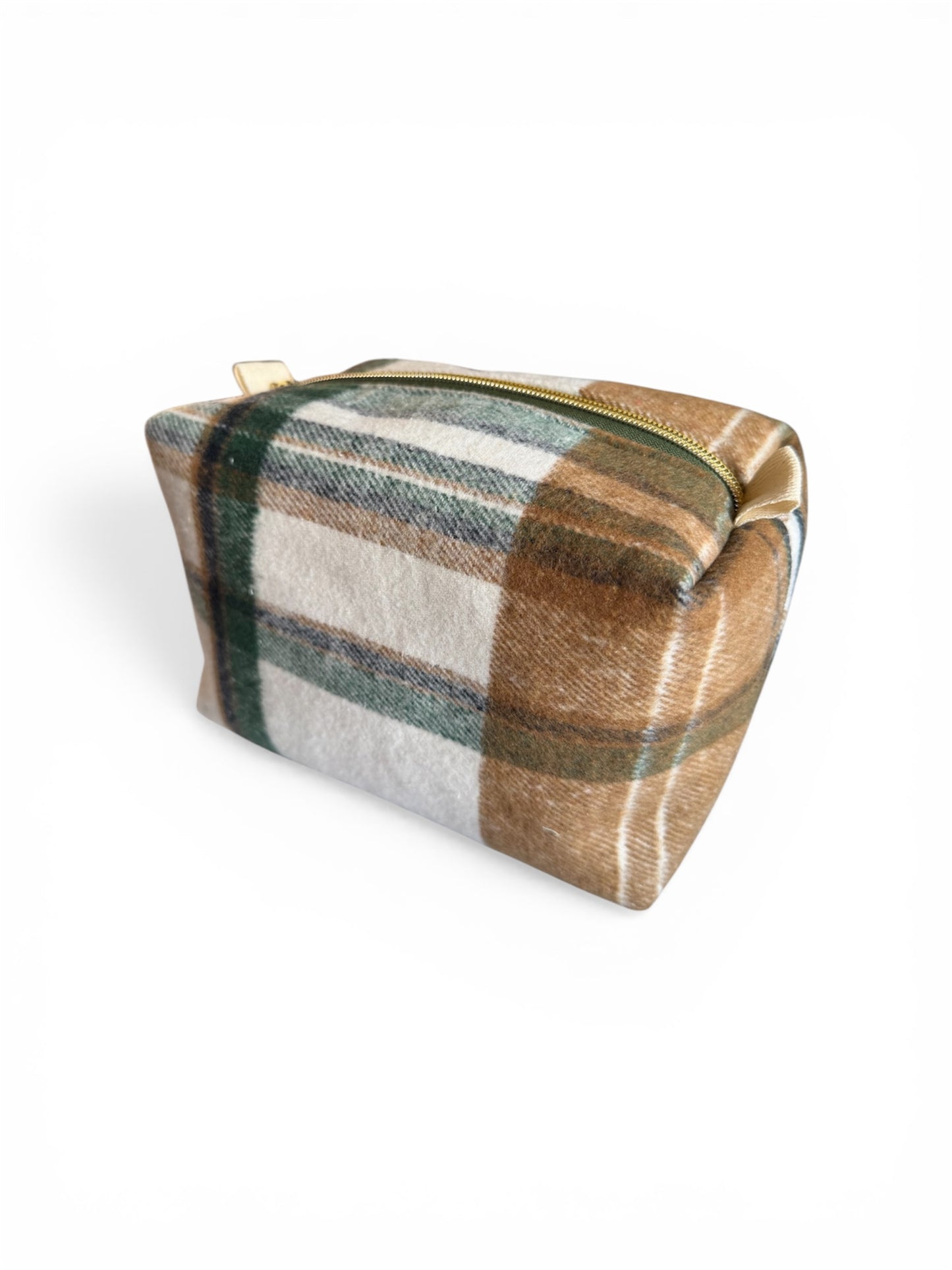 Cozy Cabin Boxy Pouch