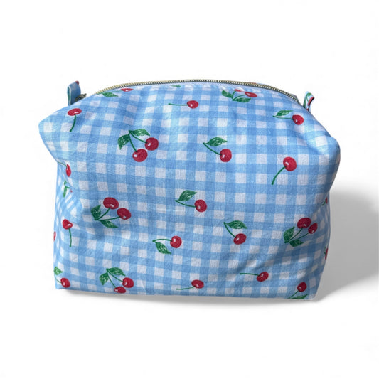 Boxy Pouch - Blue Cherry