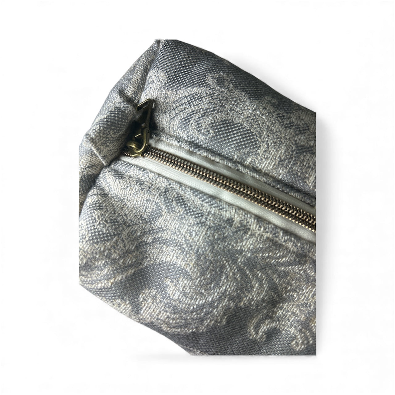 Boxy Pouch – Antique Grey